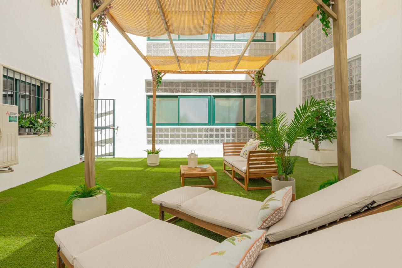 شقة C30 Deluxe Studio With Terrace Into Cathedral Square مالقة المظهر الخارجي الصورة